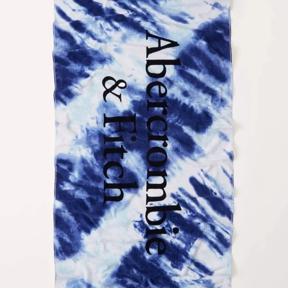 Abercrombie Kids Beach towel NWT